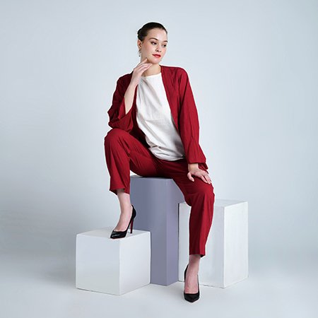  Professional Modeling Photoshoot for Modern Dress